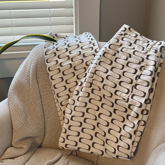 Reformation High Rise Straight Jean - Picture 2 of 8